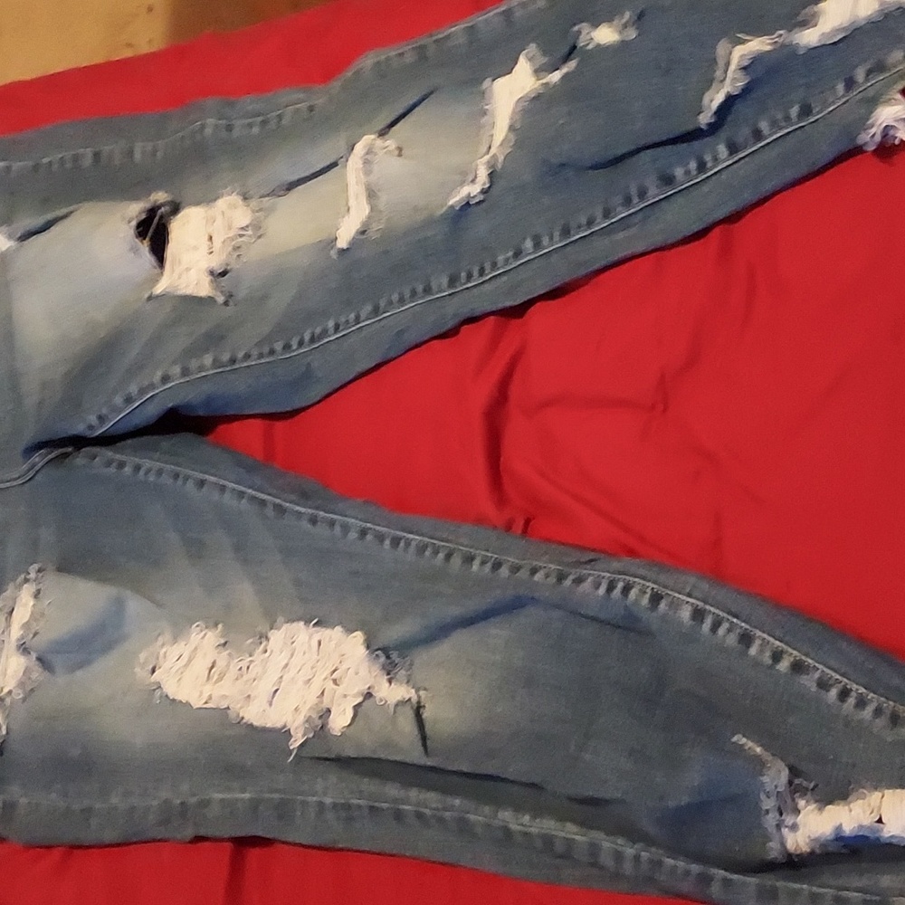 Jeans - Picture 2 of 3